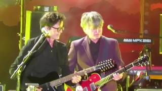 Crowded House  Distant Sun  Sydney Opera House Forecourt  24 November 2016 [upl. by Aslam]