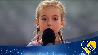 Amelka wykonała Hymn Ukrainy UWAGA  WZRUSZA DO ŁEZ [upl. by Nahtad]