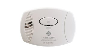 First Alert Basic Plug In Carbon Monoxide Alarm CO600 [upl. by Haidedej]