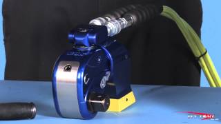 HYTORC MXT™ Square Drive Torque Wrench Operation [upl. by Nilhsa]