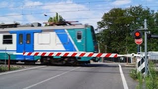 Treni e passaggi a livello a Bellaria  Railroad crossing [upl. by Ahsinit]