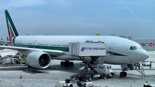 Flight 21 LOS ANGELESROME Alitalia777200Economy [upl. by Thetis]