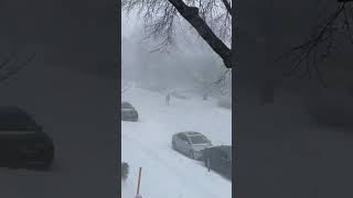 Current visuals from Montréal Québec Canada 🇨🇦 expecting up to 40cm of snow ❄️🌨️🥶 [upl. by Dilly]