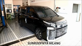 Review Toyota Voxy 4thGen 2022 [upl. by Goran]