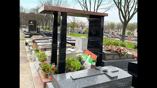 Tombe de COLUCHE Cimetière de Montrouge PARIS [upl. by Arutak]